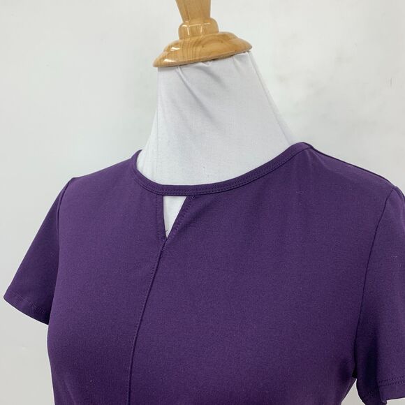 Zyia Active Twist Cropped Top Womens M Medium Purple Keyhole Short Sleeve Shirt - Picture 3 of 12